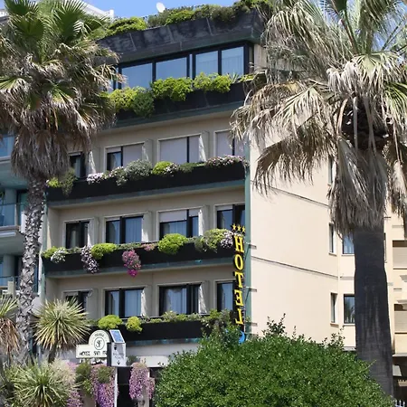 San Francisco Hotel 3*