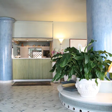 ホテル San Francisco 3*