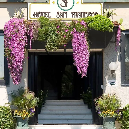 ホテル San Francisco