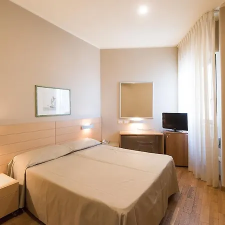 San Francisco Hotel 3*